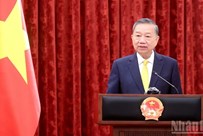 Nghị quyết của Bộ Chính trị về phát huy tính tiên phong, gương mẫu, tinh thần đổi mới, dám nghĩ, dám làm, dám chịu trách nhiệm của đội ngũ cán bộ, đảng viên trong kỷ nguyên mới 