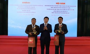 Ủy ban MTTQ Việt Nam tỉnh Điện Biên hội đàm với Mặt trận Lào xây dựng đất nước tỉnh Luông Nậm Thà và Xay Nhạ Bu Ly