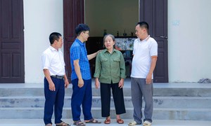 MTTQ các cấp tỉnh Vĩnh Phúc phát huy vai trò nòng cốt vận động, hỗ trợ xóa nhà tạm, nhà dột nát