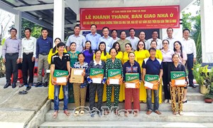 Cà Mau: Khánh thành căn nhà ghi dấu mốc hoàn thành Chương trình xoá nhà tạm, nhà dột nát năm 2025