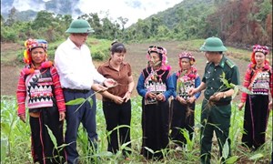 Chung sức xây dựng nông thôn mới ở bản biên giới Tả Ló San
