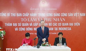 Tổng Bí thư thăm Đại sứ quán, gặp gỡ cán bộ các cơ quan đại diện và cộng đồng người Việt Nam tại Indonesia