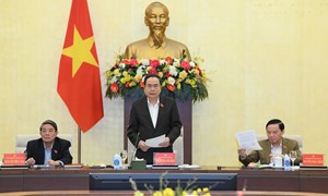 Ban Thường vụ Đảng ủy Quốc hội họp về rà soát, sửa đổi Hiến pháp