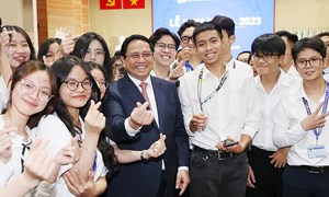 Xây dựng nguồn nhân lực chất lượng cao đáp ứng yêu cầu kỷ nguyên vươn mình của dân tộc