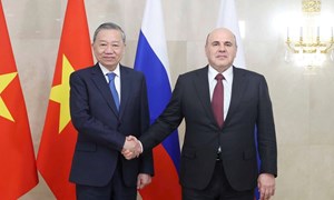 Việt Nam đặc biệt coi trọng quan hệ hữu nghị truyền thống với Liên bang Nga 