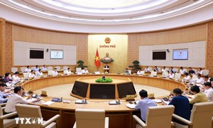 Thủ tướng: Bố trí kinh phí trả cho người xin nghỉ và dôi dư khi sắp xếp bộ máy 