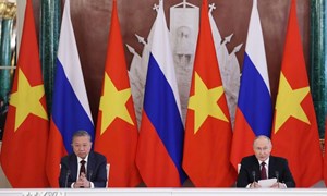 Tuyên bố chung về những định hướng lớn của quan hệ Đối tác Chiến lược toàn diện Việt-Nga trong giai đoạn hợp tác mới