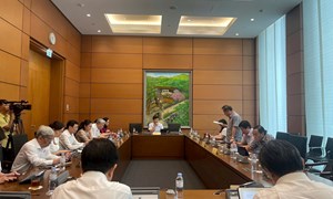 Đại biểu tán thành phạm vi sửa đổi, bổ sung một số điều liên quan trực tiếp đến sắp xếp tổ chức bộ máy của MTTQ Việt Nam