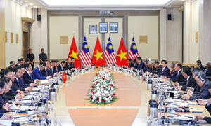 Thủ tướng Phạm Minh Chính hội đàm với Thủ tướng Malaysia