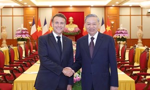 Tổng Bí thư Tô Lâm hội kiến Tổng thống Pháp Emmanuel Macron