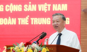 Tổng Bí thư Tô Lâm: Mặt trận và các đoàn thể chính trị - xã hội phải thực sự đi đầu, là trung tâm quy tụ, dẫn dắt phong trào và lòng dân