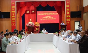 Phát huy vai trò nòng cốt của Mặt trận Tổ quốc Việt Nam và các tổ chức chính trị - xã hội trong thời kỳ phát triển mới của đất nước