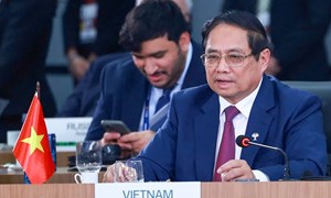 Thủ tướng nêu 3 đề xuất quan trọng tại Phiên thảo luận cấp cao BRICS mở rộng