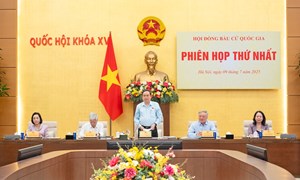 Chủ tịch Quốc hội Trần Thanh Mẫn chủ trì Phiên họp thứ nhất Hội đồng Bầu cử quốc gia