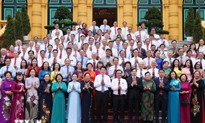Chủ tịch nước: Mỗi người hãy luôn coi học tập là quyền lợi, trách nhiệm và nghĩa vụ