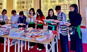 Kết luận của Bộ Chính trị về chủ trương đầu tư xây dựng trường học cho các xã biên giới