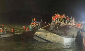 Hà Nội: Mặt trận hỗ trợ khẩn cấp các gia đình nạn nhân vụ lật tàu du lịch tại Quảng Ninh