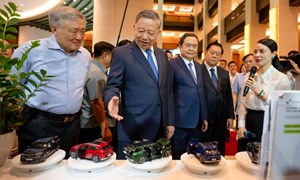 “Bộ tứ trụ cột” khơi thông mạch nguồn thể chế để hiện thực hóa khát vọng vươn mình của dân tộc