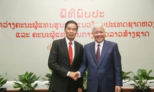 Chủ tịch Đỗ Văn Chiến gửi thư chúc mừng 75 năm ngày thành lập Mặt trận Lào Xây dựng đất nước