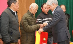 Thông báo: Về việc dừng tiếp nhận ủng hộ Chương trình xóa nhà tạm, nhà dột nát trong năm 2025 thông qua Quỹ “Vì người nghèo” Trung ương