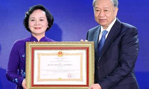 Tổng Bí thư: Ngành Nội vụ góp phần trực tiếp kiến tạo nền quản trị quốc gia và chăm lo an sinh xã hội