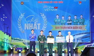 Chủ tịch Đỗ Văn Chiến dự chung kết cuộc thi “Tự hào Việt Nam”