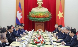 Tổng Bí thư tiếp Chủ tịch Đảng Nhân dân, Chủ tịch Thượng viện Campuchia Hun Sen 