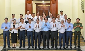 Bộ Chính trị làm việc với Ban Thường vụ Tỉnh ủy các tỉnh: Đồng Nai, Vĩnh Long, Đồng Tháp, Quảng Trị, Thái Nguyên, Phú Thọ