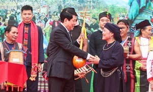 Thực hiện đại đoàn kết toàn dân tộc trong thời kỳ mới theo tư tưởng Hồ Chí Minh