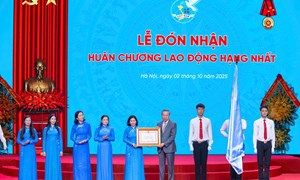Tổng Bí thư Tô Lâm gợi mở những 'đột phá chiến lược' của phong trào phụ nữ Việt Nam