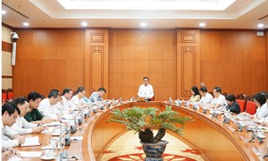 Thường trực Ban Bí thư Trần Cẩm Tú chủ trì giao ban công tác Quý III/2025