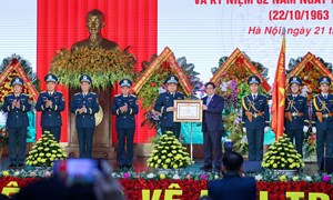 Thủ tướng: Phòng không - không quân là tuyến đầu phòng thủ chiến lược, cần nghiên cứu xây dựng "Vòm Phòng không bền vững"