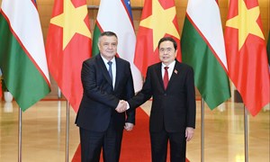 Chủ tịch Quốc hội Trần Thanh Mẫn tiếp Chủ tịch Hạ viện Uzbekistan