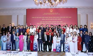 Tổng Bí thư Tô Lâm và Phu nhân với cộng đồng người Việt Nam tại Anh