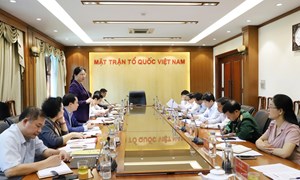 Phó Chủ tịch Hà Thị Nga cho ý kiến vào nội dung chuẩn bị Đại hội đại biểu MTTQ Việt Nam tỉnh Điện Biên lần thứ XIV, nhiệm kỳ 2025-2030