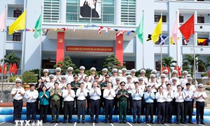 Tổng Bí thư Tô Lâm thăm, làm việc tại Vùng 5 Hải quân 