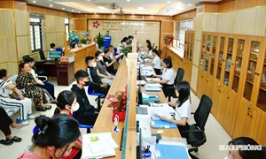 Nghị định số 300/2025/NĐ-CP: Quy định mới về số lượng Phó Chủ tịch và Ủy viên UBND