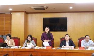 Phó Chủ tịch - Tổng Thư ký Nguyễn Thị Thu Hà cho ý kiến vào nội dung Đại hội đại biểu MTTQ Việt Nam tỉnh Hưng Yên lần thứ I, nhiệm kỳ 2025-2030