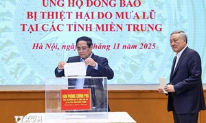 Thủ tướng: Cần nguồn lực lớn và nhiều thời gian để khắc phục hậu quả mưa lũ