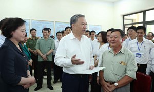 Kết quả và bài học kinh nghiệm trong công tác tham mưu, thể chế hóa, triển khai chủ trương, đường lối của Đảng, chính sách, pháp luật của Nhà nước về xây dựng chính quyền 3 cấp ở nước ta