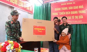 Gia Lai: Bàn giao ngôi nhà đầu tiên trong “Chiến dịch Quang Trung” 
