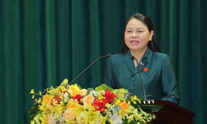 Phó Chủ tịch - Tổng Thư ký Nguyễn Thị Thu Hà tiếp xúc cử tri Ninh Bình sau kỳ họp thứ 10