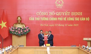 Thủ tướng trao Quyết định giao Quyền Bộ trưởng Bộ Công Thương