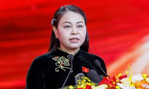 Đoàn Chủ tịch UBTƯ MTTQ Việt Nam đoàn kết, chung sức đồng lòng, biến thi đua thành hành động vì tương lai tươi sáng của dân tộc