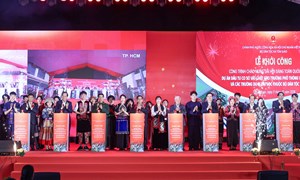 Thủ tướng dự Lễ khởi công Dự án đầu tư cơ sở vật chất cho trường phổ thông vùng cao Việt Bắc