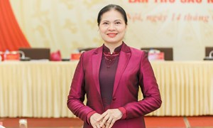 Tóm tắt tiểu sử bà Hà Thị Nga, Ủy viên Trung ương Đảng, Phó Chủ tịch - Tổng Thư ký Ủy ban Trung ương MTTQ Việt Nam