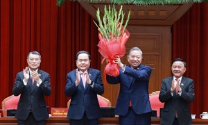 Ban Chấp hành Trung ương Đảng khóa XIV thống nhất tuyệt đối bầu đồng chí Tô Lâm tiếp tục giữ chức Tổng Bí thư