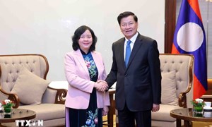 Tăng cường chia sẻ kinh nghiệm và giao lưu hữu nghị giữa Mặt trận hai nước Việt Nam - Lào