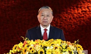 Tổng Bí thư dự Chương trình kỷ niệm 85 năm Ngày Bác Hồ về nước