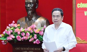 Chủ tịch Quốc hội Trần Thanh Mẫn chủ trì hội nghị công bố quyết định kiểm tra, giám sát với Ban Thường vụ Đảng ủy các Cơ quan Đảng Trung ương